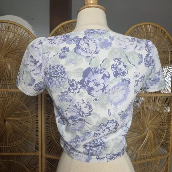 Rouje Bleu Flavie Button Down Pearl Floral Pastel Top Size 38 - Picture 6 of 10